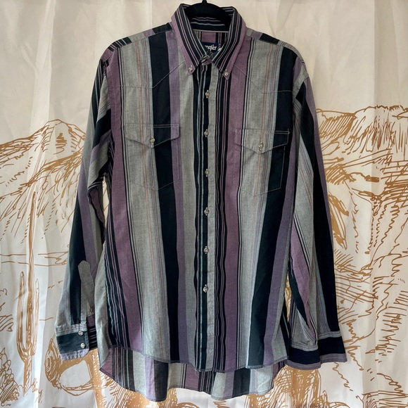 Large Wrangler Button Down